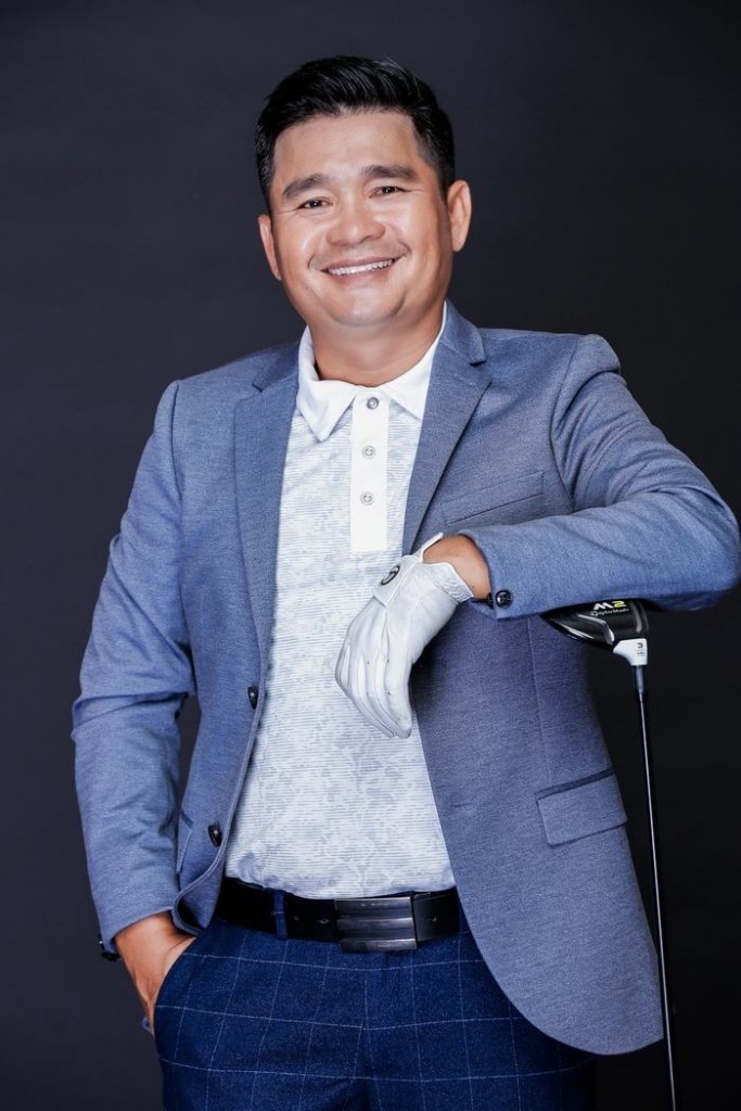 Ông Nguyễn Văn Thống rạng ngời và lịch lãm